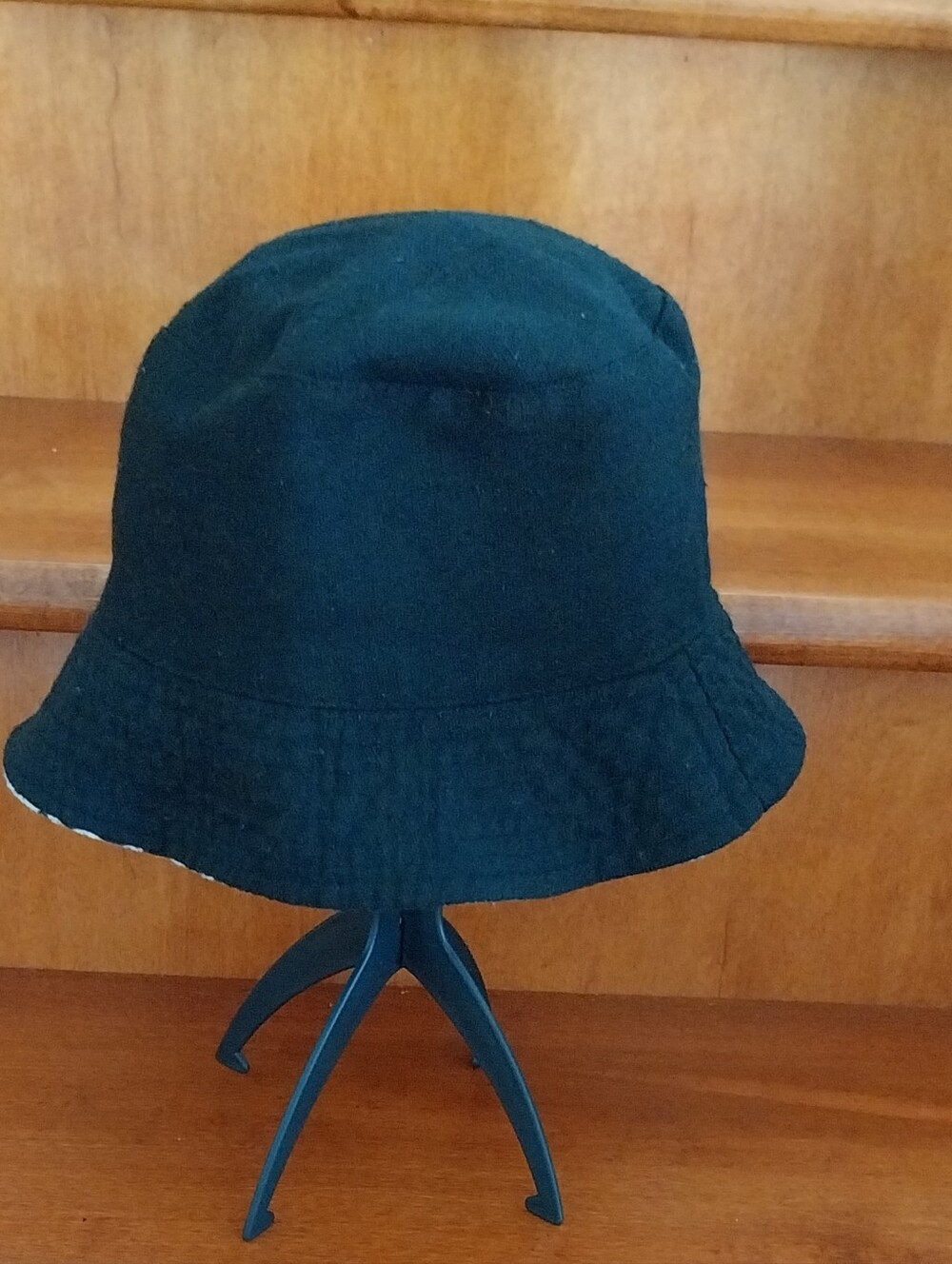 Reversible Leopard Print Bucket Hat - Brown & Black - Picture 5 of 6